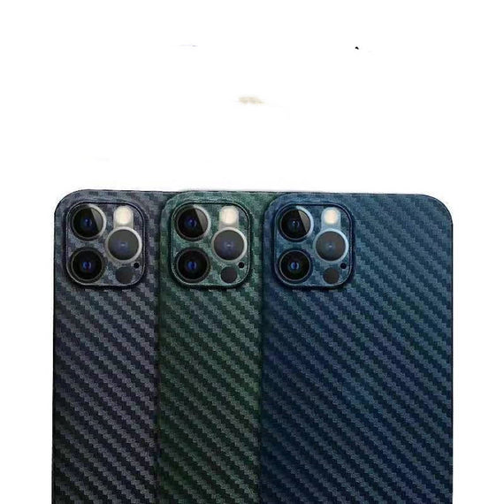 Coque de téléphone légère et texturée en fibre de carbone